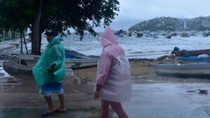 Se forma Tormenta tropical Chantal al noreste de Florida, ¿cuál es su trayectoria?