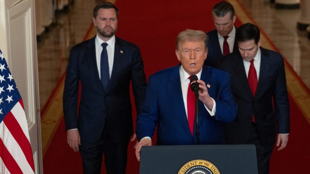 Trump, con ayuda de la corte pondrá fin a la ciudadanía por nacimiento. Reuters