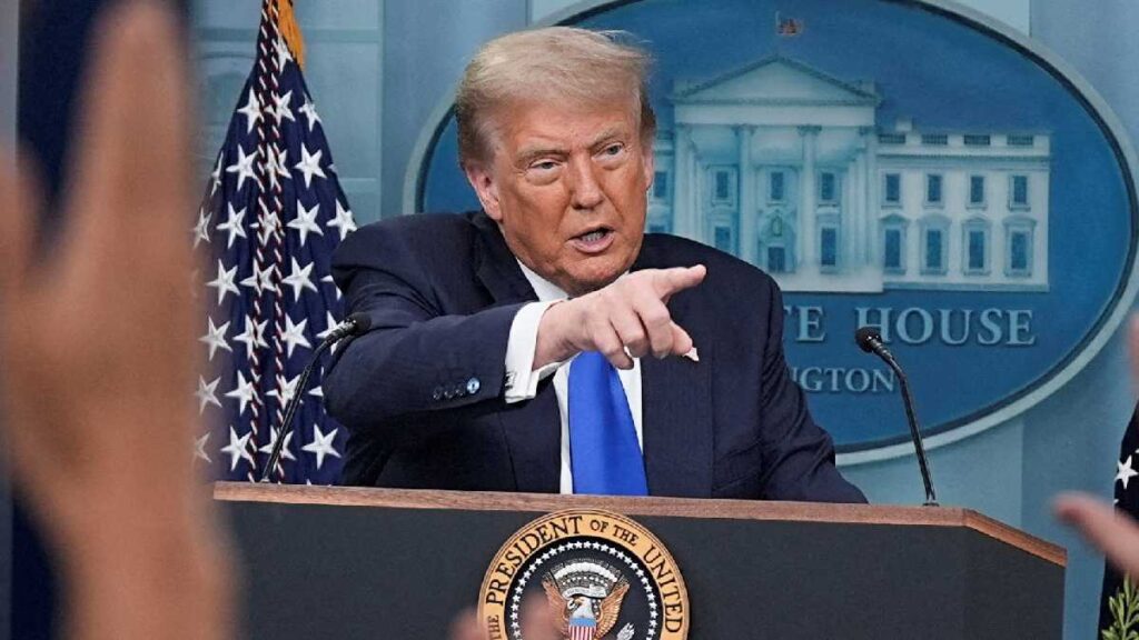 Juez bloquea orden de Trump contra asilo en frontera con México; la Casa Blanca podría apelar en 14 días