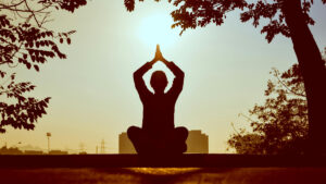 Yoga: tipos, beneficios y cómo encontrar tu estilo ideal