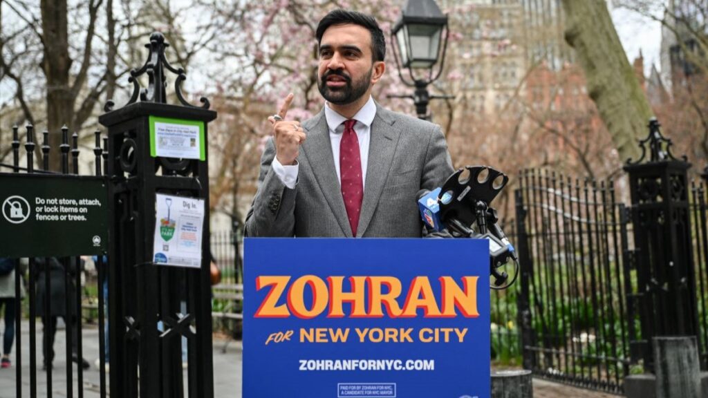 Trump llama “lunático comunista” a Zohran Mamdani; el demócrata busca bajar el costo de vida si gana la alcaldía de Nueva York