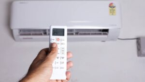 El botón del aire acondicionado que casi nadie usa y puede ahorrarte hasta 40% en el recibo de luz