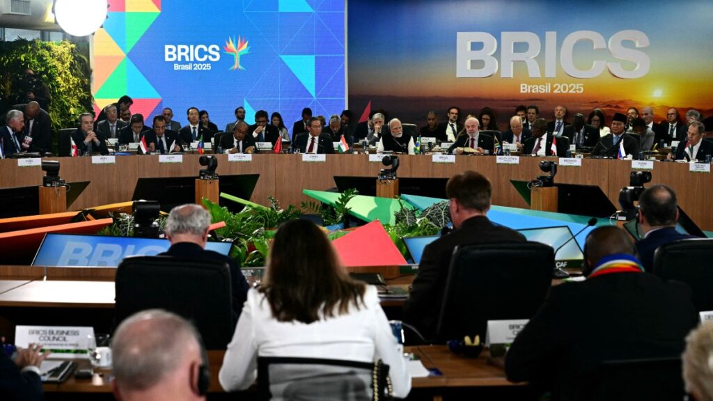 BRICS reaccionan a propuesta de aranceles de Trump