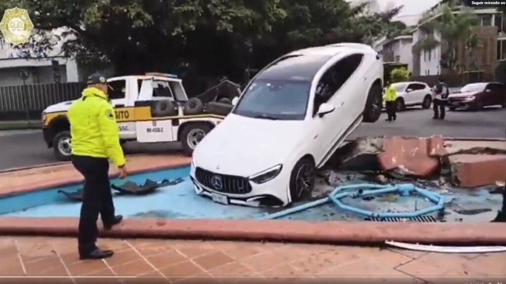 El conductor de la camioneta se habría quedado dormido.
