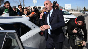 Fiscalía española concluye que “no hay irregularidades” en ingresos de Luis Rubiales en el ‘Caso Supercopa’