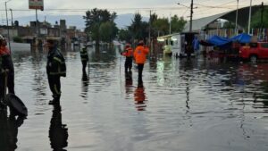CDMX activa alerta triple por lluvias en sus 16 alcaldías; Roja en Álvaro Obregón y Tlalpan