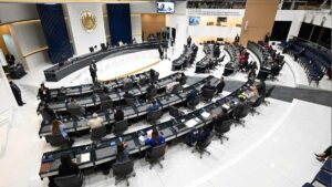 Congreso de El Salvador aprueba reelección presidencial indefinida