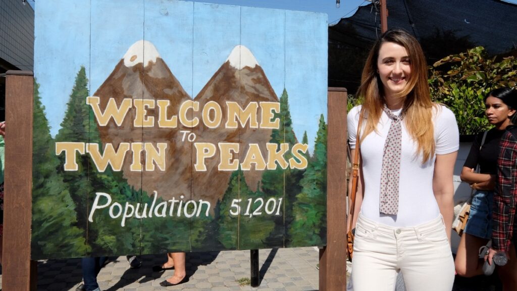 ¿Cuál es la relación entre las series Twin Peaks, X-Files y Seinfeld?