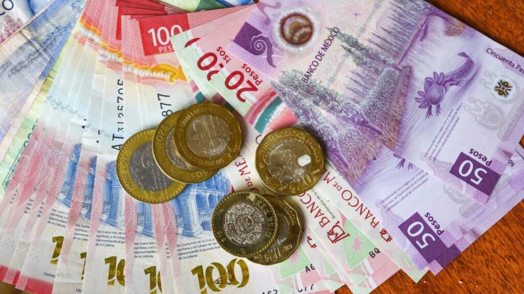dinero mexicano