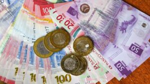 ¿Tienes entre 57 y 59 años? Así puedes obtener apoyo de 2 mil pesos