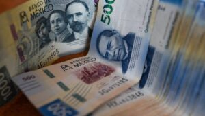 Ingreso mensual crece 10.6%, pero brecha económica no cede: INEGI