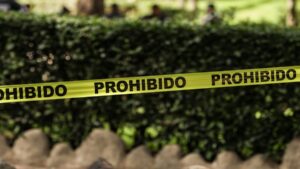 Cuelgan cuerpo en puente de Temixco, Morelos; tenía un mensaje
