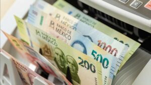 Deuda pública de México baja a 49.2% del PIB en mayo de 2025