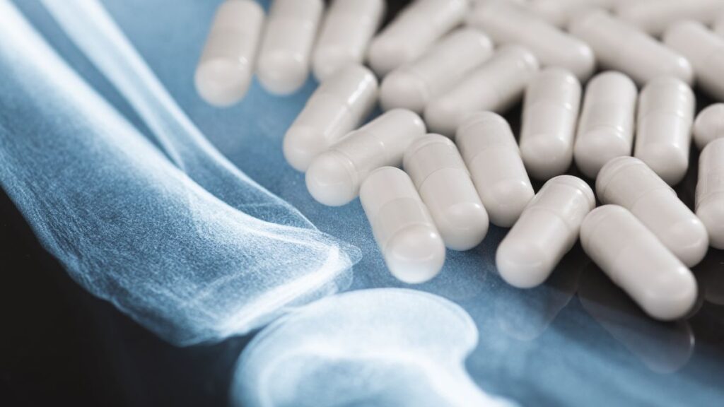 ¿Qué tan saludable es tomar glucosamina todos los días, el suplemento popular para dolor de rodilla?