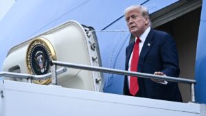 Trump niega que fiscal general de EE. UU. le filtrara información de caso Epstein