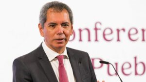 Hacienda recorta 85% amortizaciones de deuda externa de 2026