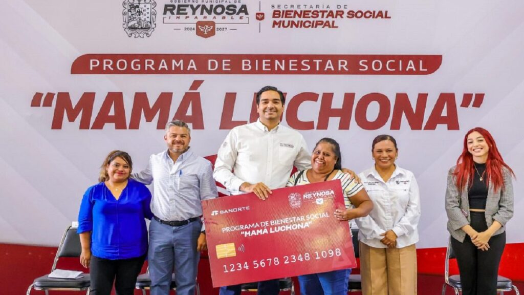 entregan-tarjetas-del-programa-mama-luchona-en-reynosa-tamaulipas