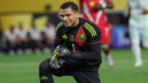 ¿Por qué los futbolistas de la selección mexicana viajan con almohadas?