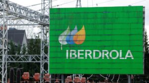 Iberdrola prepara su salida de México con venta de 15 plantas renovables