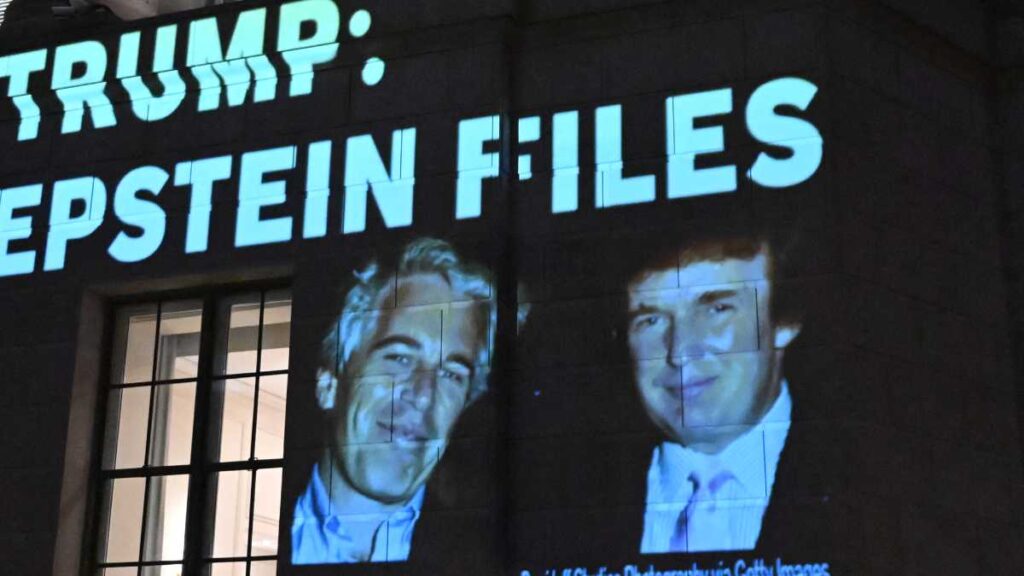 Imágenes falsas creadas con IA de Trump y Epstein