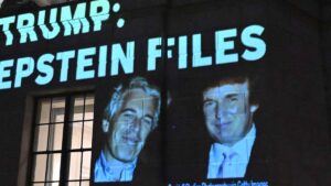 Trump y Epstein aparecen en contenido falso creado con IA, alerta organismo