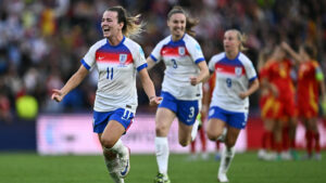 Inglaterra vence a España en penales y se proclama campeona de la Eurocopa femenil 2025