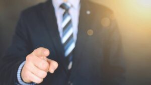 Cómo trabajar para un jefe que siempre cambia de opinión