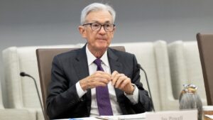 Jerome Powell, presidente de la Fed, dará discurso este martes; bolsa de EE.UU. atenta