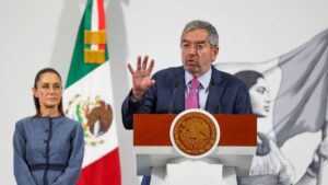 SRE apoyará a repatriados con digitalización y simplificación de trámites