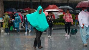 Clima en México, hoy 2 julio: huracán Flossie se debilitará gradualmente pero deja lluvias