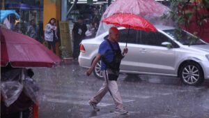 La onda tropical núm. 17 se desplazará sobre el sur del territorio; se prevén lluvias intensas