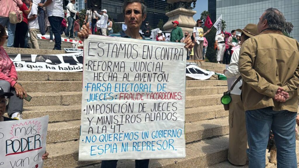Marcha por nulidad judicial ocasiona bloqueos en Reforma.
