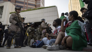 Pentágono retira a 700 marines desplegados por Trump en Los Ángeles