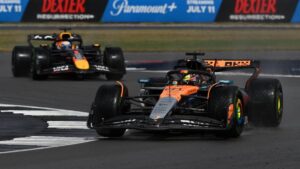 McLaren y Lego crean una réplica funcional de su monoplaza F1 con 400 mil piezas