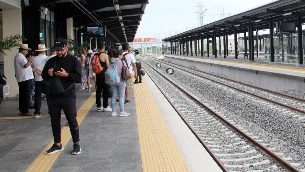 La Semov Edomex dijo si se canceló o no el Metromex.