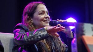 Natalia Lafourcade revela que está embarazada: “Hay un bello ser en mi cuerpo”