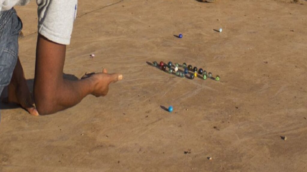 nueva-estafa-ahora-con-juego-de-canicas-asi-operan