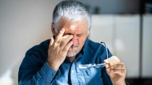 No te talles los ojos, es peligroso: ve lo que te puede pasar