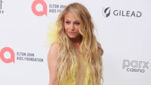 Paulina Rubio sufre revés judicial en la batalla por la custodia de su hijo