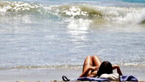 ¿Qué pasa si nadas en playas contaminadas? Éstas son las que debes evitar en vacaciones