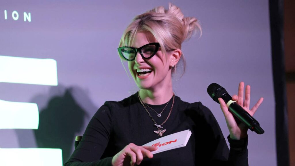 Kelly Osbourne tiene una relación con Sid desde 2022