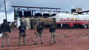 Asegura FGR más de 900 mil litros de hidrocarburo en Veracruz