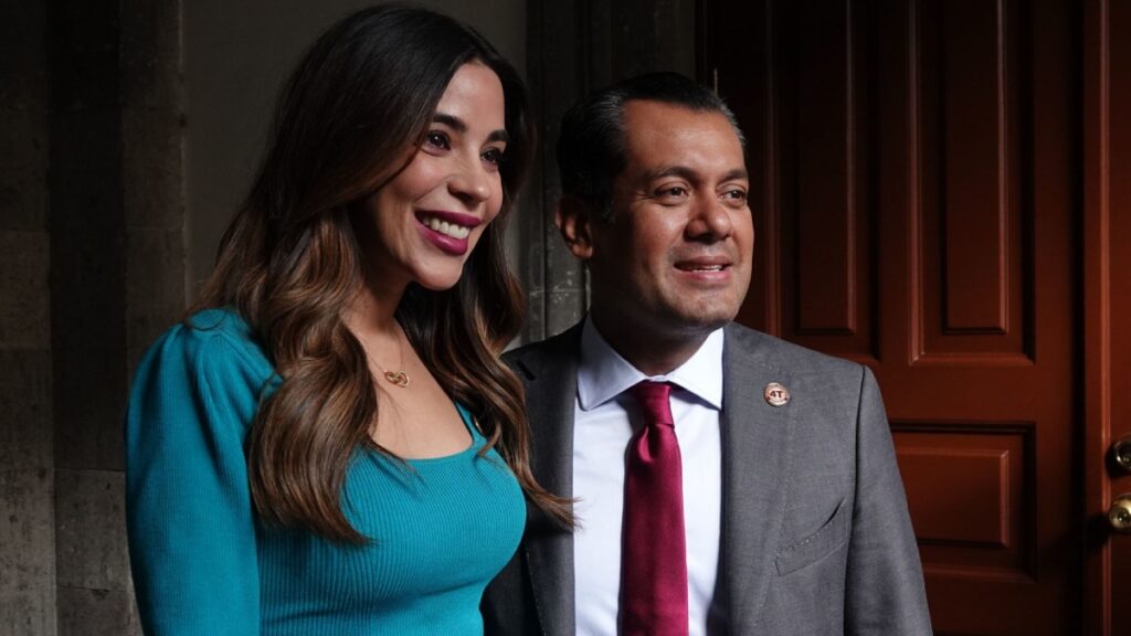Sergio Gutiérrez Luna y la diputada. Diana Karina Barreras. Foto: Cuartoscuro.