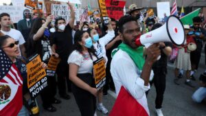 SRE activa protocolo tras operativos migratorios en California