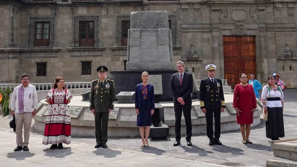 Sheinbaum conmemora 700 años de México-Tenochtitlan en Plaza de la Constitución