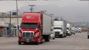 Detiene ICE a 20 operadores de carga en Calexico