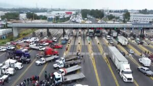 Caos: por inseguridad, bloquean estas casetas