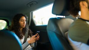 STPS rechaza alza a tarifa de Uber; injustificada y unilateral