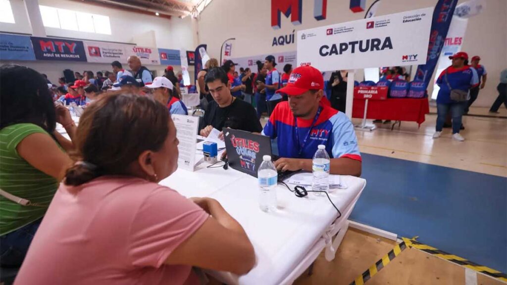 Comenzó la entrega de útiles escolares gratuitos.
