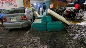 Vecinos de la colonia Lomas Quebradas explican por qué la tromba del sábado causó tantos daños